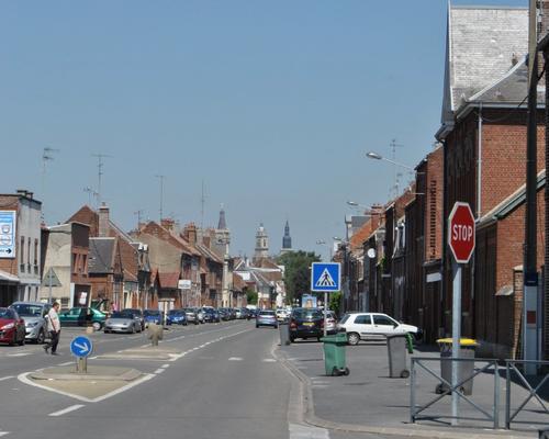 Une église des faubourgs à l'abri de nos "trois clochers"