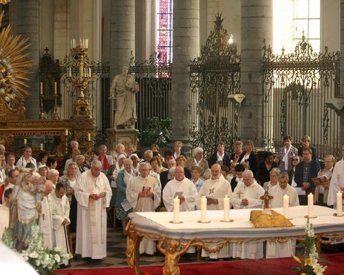 Exposition du St Sacrement