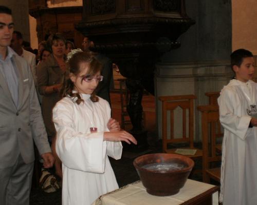 communions Pont 10 juin 2012 014.JPG