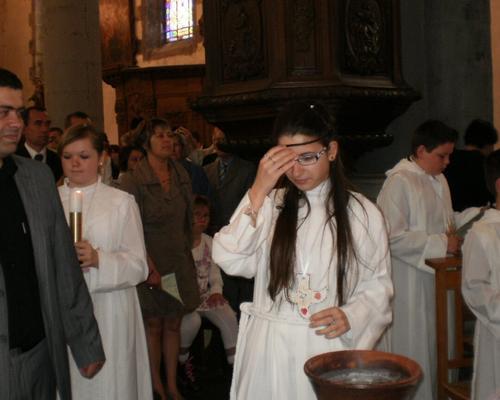 communions Pont 10 juin 2012 018.JPG