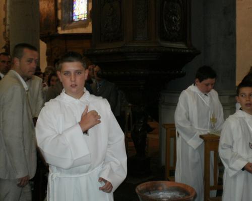 communions Pont 10 juin 2012 020.JPG