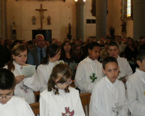 communions Pont 10 juin 2012 033.JPG