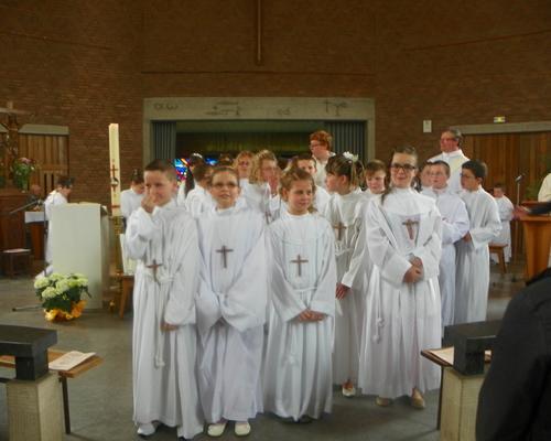 communion-Bouchain-mai2012 167