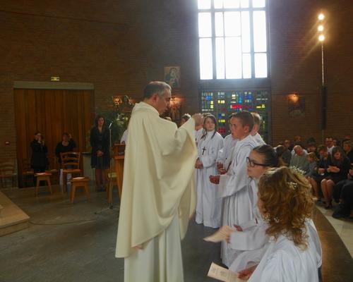 communion-Bouchain-mai2012 154