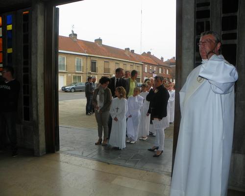 communion-Bouchain-mai2012 025