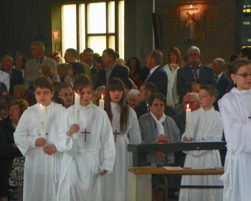 communion-Bouchain-mai2012 116