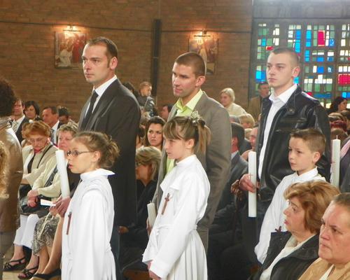 communion-Bouchain-mai2012 036