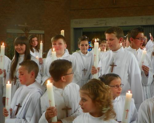 communion-Bouchain-mai2012 173