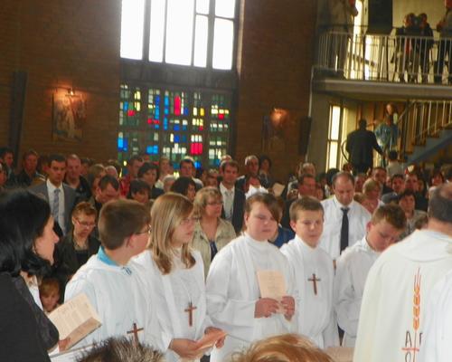 communion-Bouchain-mai2012 045