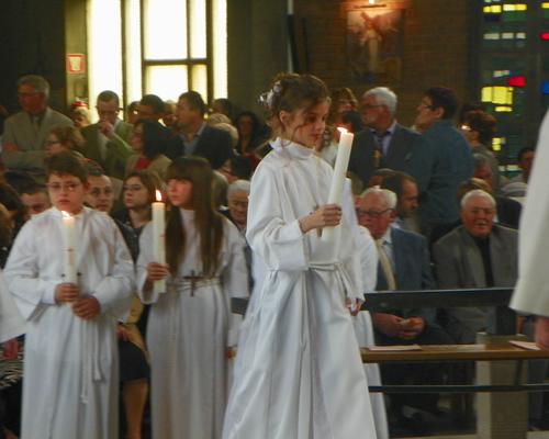 communion-Bouchain-mai2012 117