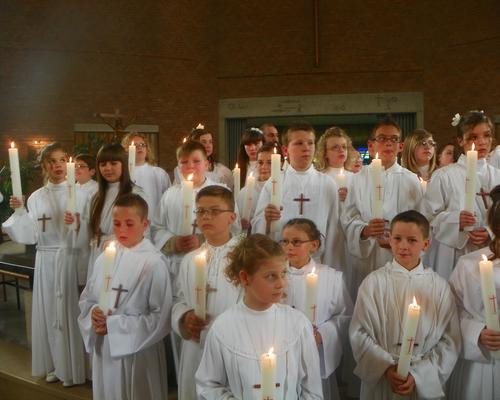 communion-Bouchain-mai2012 180