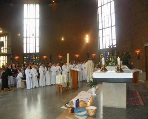 communion-Bouchain-mai2012 146
