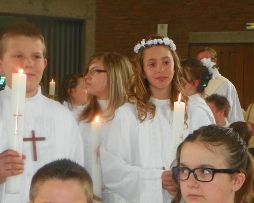 communion-Bouchain-mai2012 172