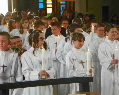 communion-Bouchain-mai2012 100