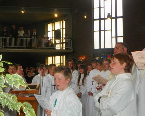 communion-Bouchain-mai2012 165