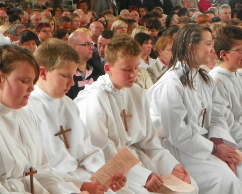 communion-Bouchain-mai2012 077
