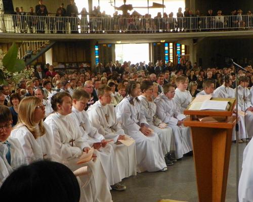 communion-Bouchain-mai2012 076