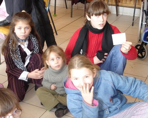 25 - Enfants joyeux