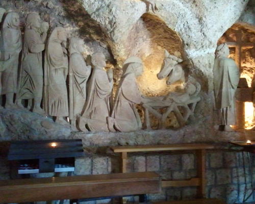 Greccio : crèche dans l'église