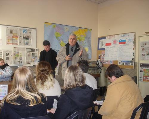 37 - Le Père Garnier s'adresse aux jeunes