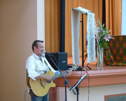 Rentree catechese 11 09 2012 (17).JPG