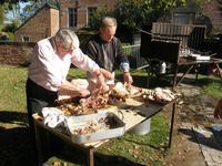 Préparation du cochon nourricier...