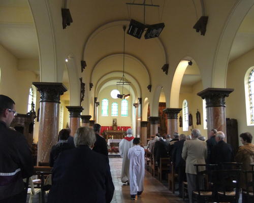 le debut de la messe en l'honneur de St MAURICE et de ses COMPAGNONS