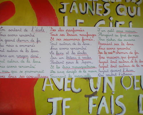 En sortant de l'école...