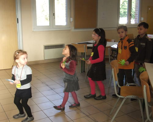 Des enfants dans la joie