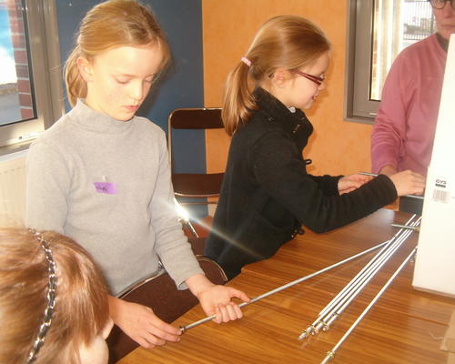 les filles, expertes en mécanique !