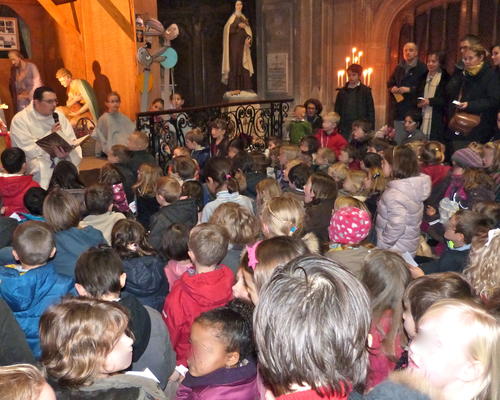 à la crèche, l'abbé Wenceslas captive...