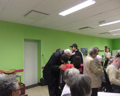 MONSEIGNEUR GARNIER à la rencontre des JEUNES de l'ACE (2)