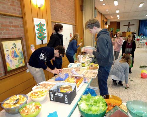 1212_ssvp repas noël 001B.JPG