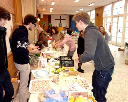 1212_ssvp repas noël 002B.JPG