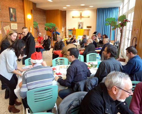 1212_ssvp repas noël 025B.JPG