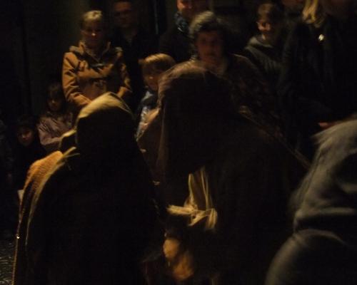 Les bergers sont dans la nuit....
Quand, tout à coup...