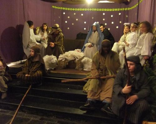 JESUS, lui aussi ,"Berger de toute Humanité", parmi les bergers venus l'adorer