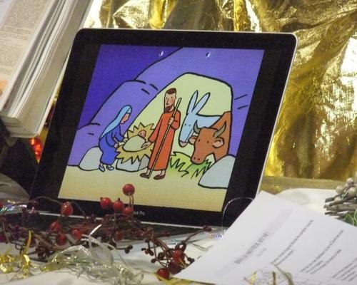Joseph et Marie sont obligés de se réfugier dans une étable pour la naissance de JESUS.