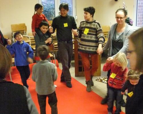 On chante en faisant la ronde...