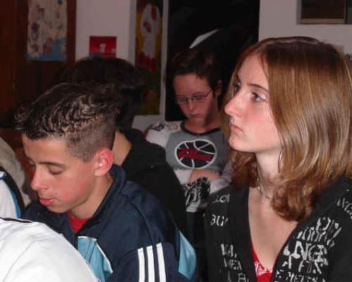 très attentive
