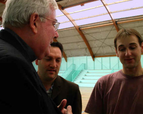avec l'entraineur de basket