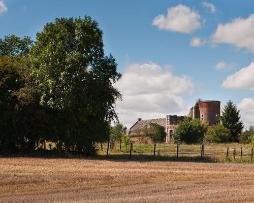 chateau troisvilles.jpg