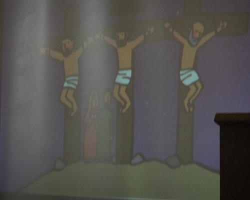 ...Des images qui nous racontent la mort de Jésus...
