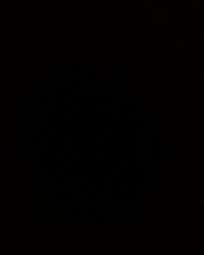 Tout commence dehors et dans la nuit noire
