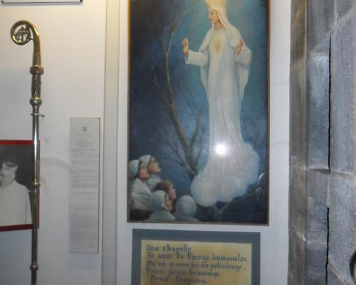 Les apparitions aux enfants de Beauraing nous ont interpelés et nous ont fait réfléchir ....
