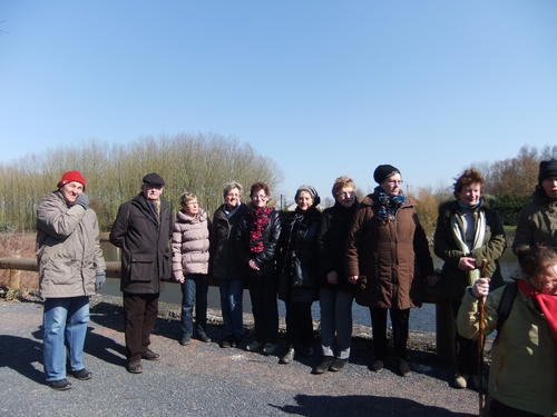 Une pause bien méritée pour tous, près du pont de Fresnes...