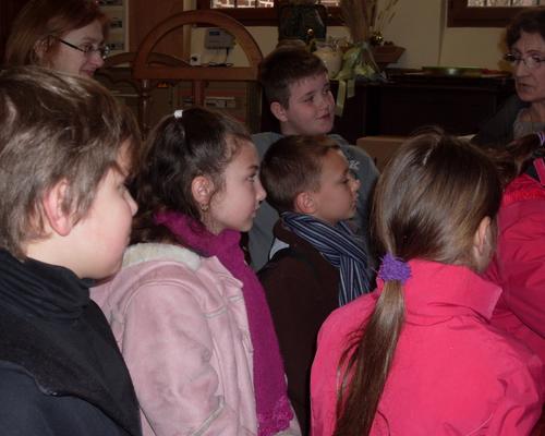 Les enfants du cate et les reliques (2).JPG