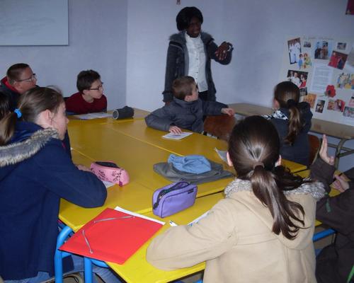 Les enfants du cate et les reliques (2).JPG
