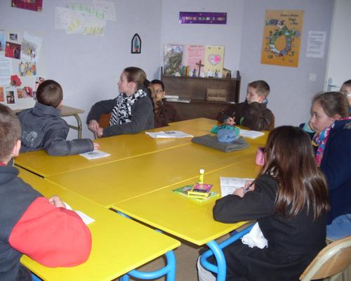Les enfants du cate et les reliques (2).JPG