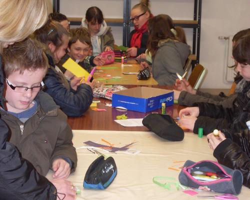 Les enfants du cate et les reliques (2).JPG
